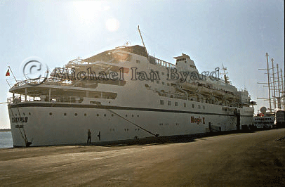 Stern view of "Calypso"